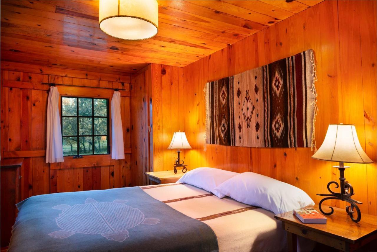 Corkins Lodge Chama Εξωτερικό φωτογραφία