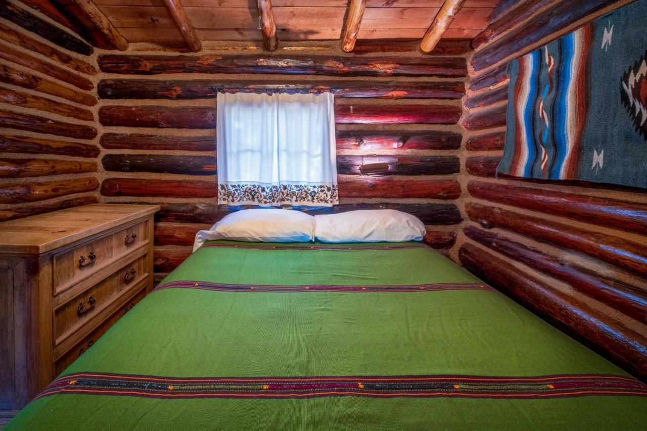 Corkins Lodge Chama Εξωτερικό φωτογραφία