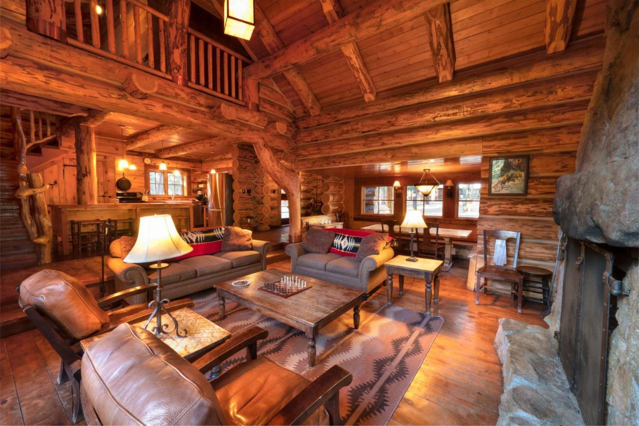 Corkins Lodge Chama Εξωτερικό φωτογραφία