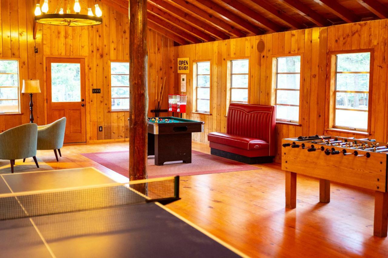 Corkins Lodge Chama Εξωτερικό φωτογραφία